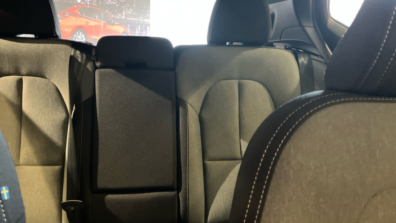 Volvo XC40 2.0 B3P Core 5dr Auto Petrol Estate